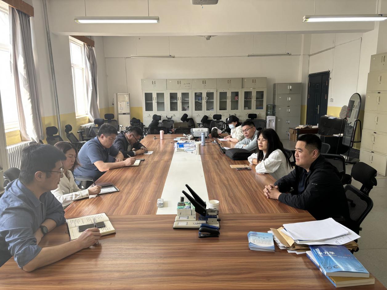 20240412能源与建筑学院召开就业工作会议